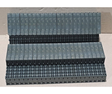 Siemens ET200S 6ES7131-4BD01-0AA0 #BD7809# ( 1 lot )