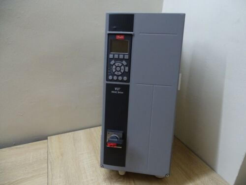 FC-102P18KT4E55H3XGX | Danfoss - Image 1